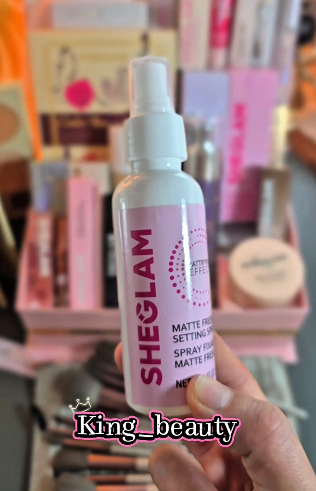 «أكبر بوكس شغلام من King Beauty… كامل القطع لي تحتاجيهم للميكاب في باك واحد وبكاليتي نار 🔥😍