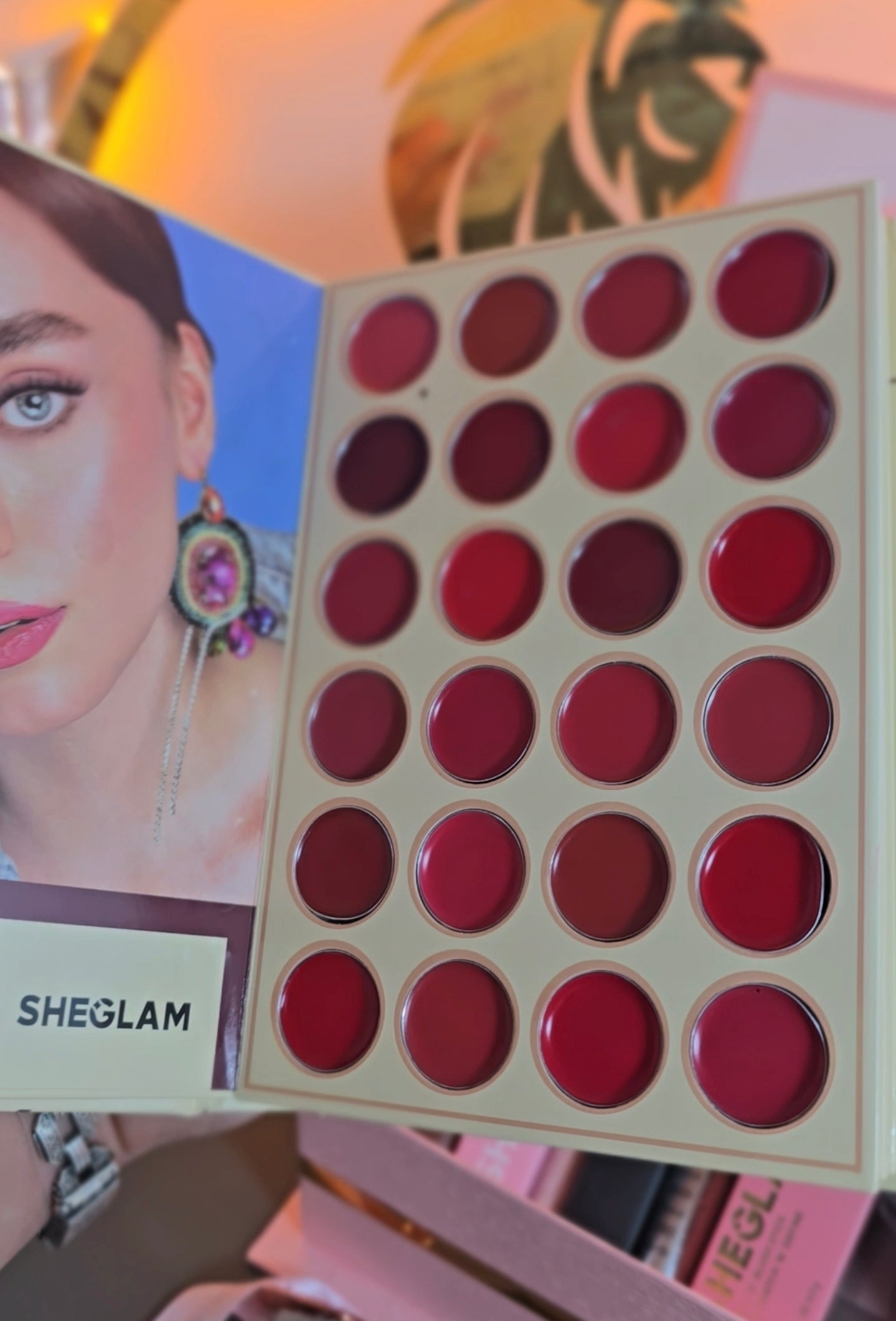 «أكبر بوكس شغلام من King Beauty… كامل القطع لي تحتاجيهم للميكاب في باك واحد وبكاليتي نار 🔥😍