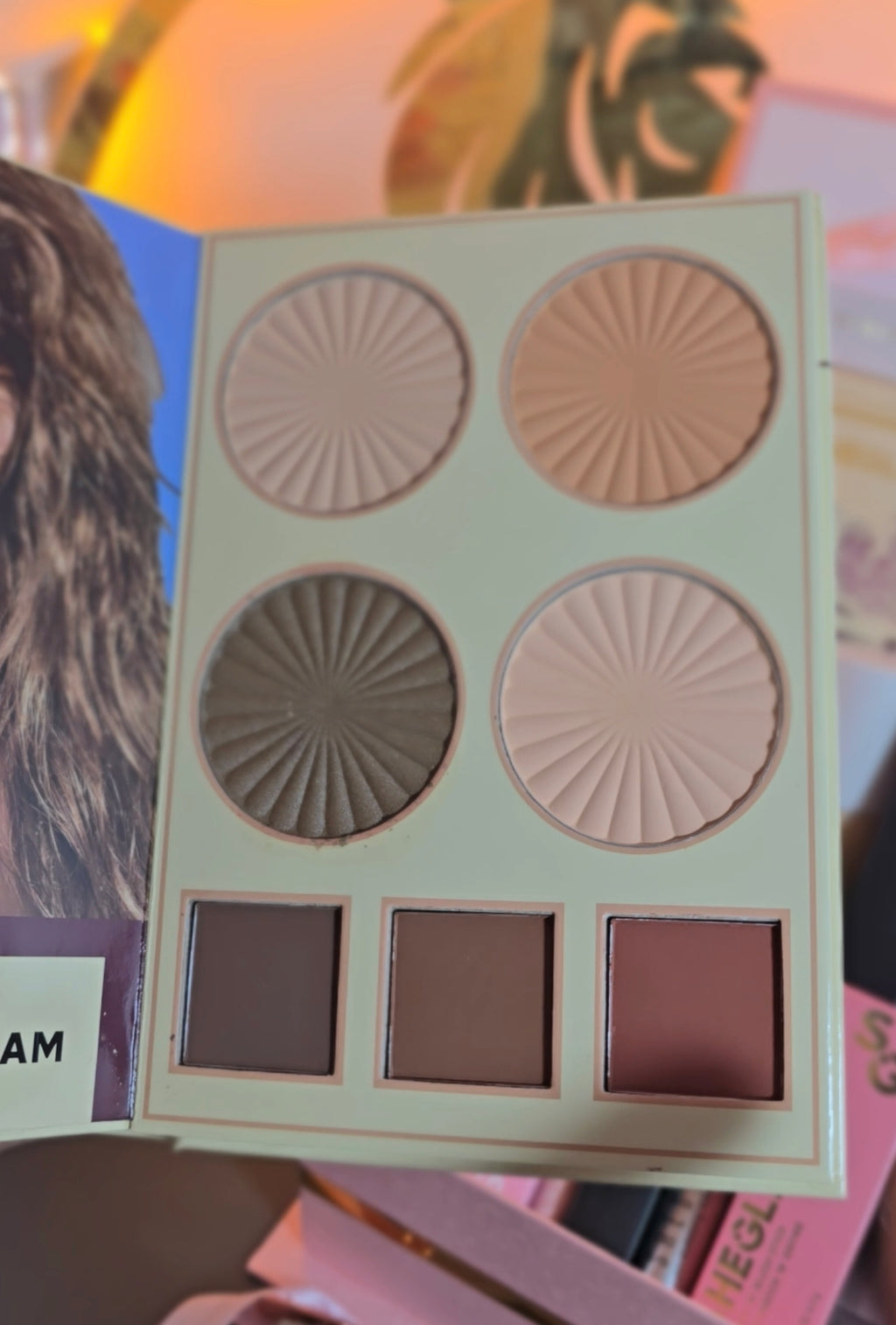 «أكبر بوكس شغلام من King Beauty… كامل القطع لي تحتاجيهم للميكاب في باك واحد وبكاليتي نار 🔥😍